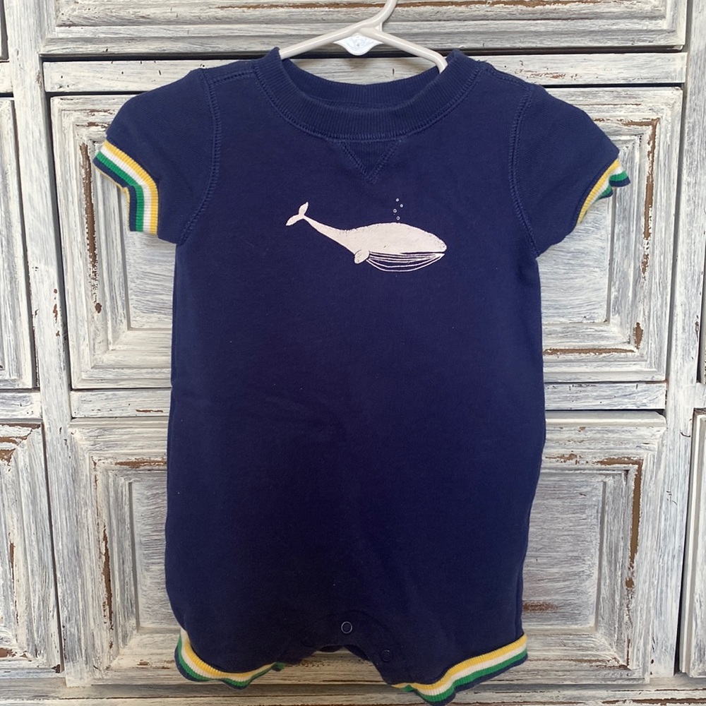 Janie and Jack boys romper whale print navy blue size 6-12 months